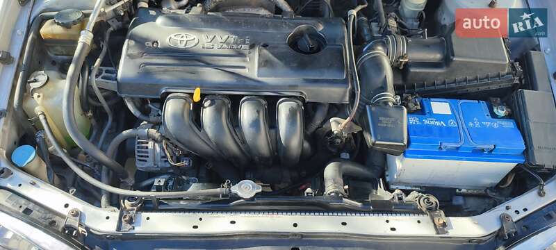 Универсал Toyota Avensis 2002 в Виннице