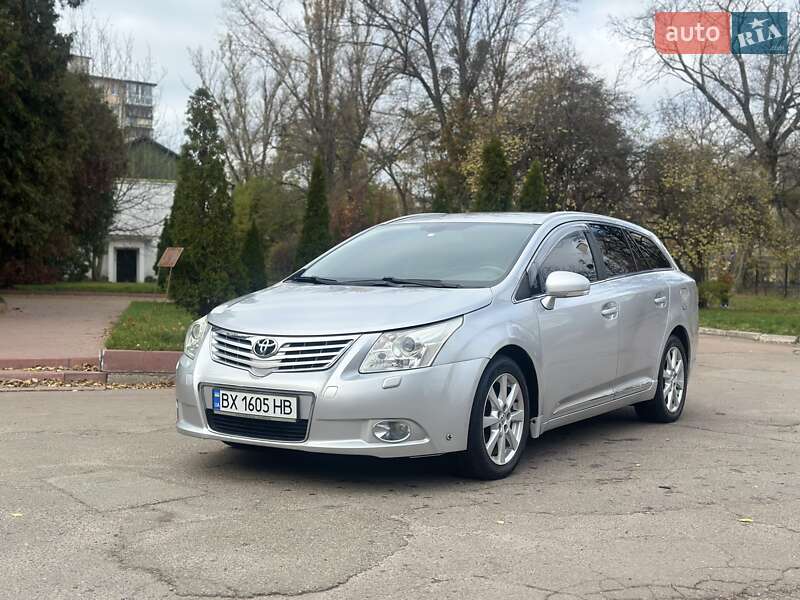 Универсал Toyota Avensis 2008 в Киеве фото 10 Универсал Toyota Avensis 2008 в Киеве