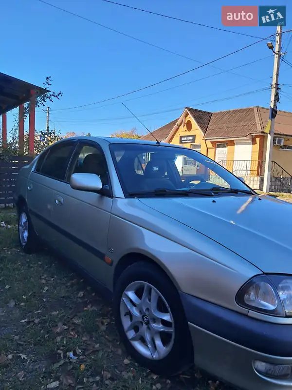 Toyota Avensis 1999 VIN SB153ABN10E051079 фото оголошення 4 з 44