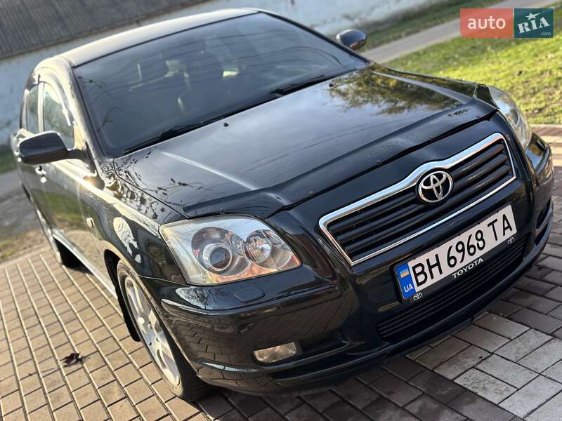 Седан Toyota Avensis 2004 в Березовке фото 3 Седан Toyota Avensis 2004 в Березовке