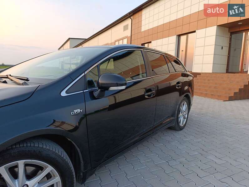 Универсал Toyota Avensis 2010 в Радивилове фото 24 Универсал Toyota Avensis 2010 в Радивилове