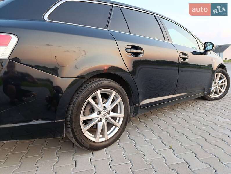 Универсал Toyota Avensis 2010 в Радивилове фото 26 Универсал Toyota Avensis 2010 в Радивилове