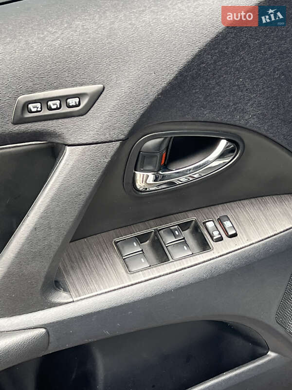 Универсал Toyota Avensis 2009 в Одессе