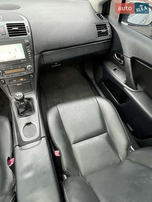 Универсал Toyota Avensis 2009 в Одессе