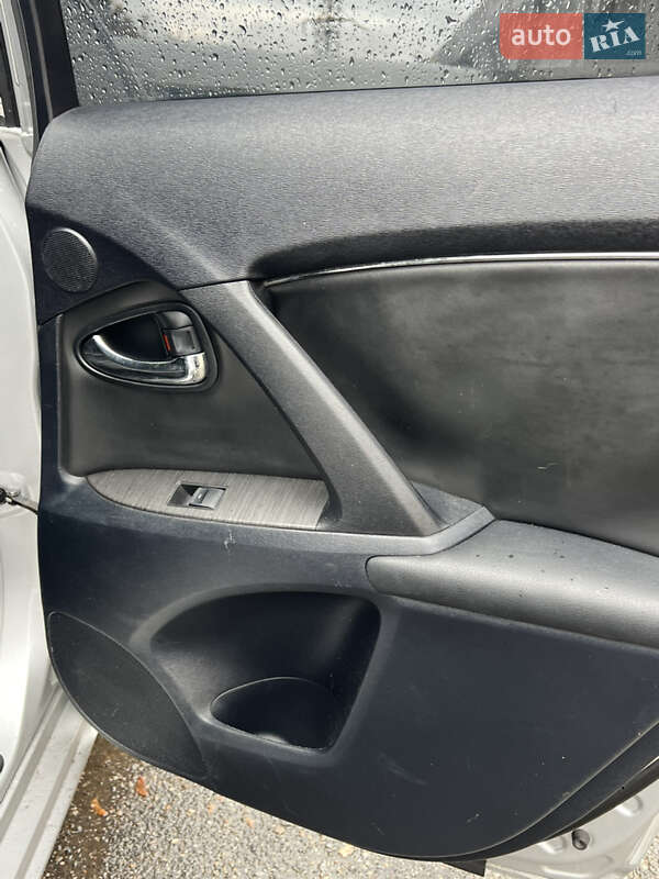 Универсал Toyota Avensis 2009 в Одессе