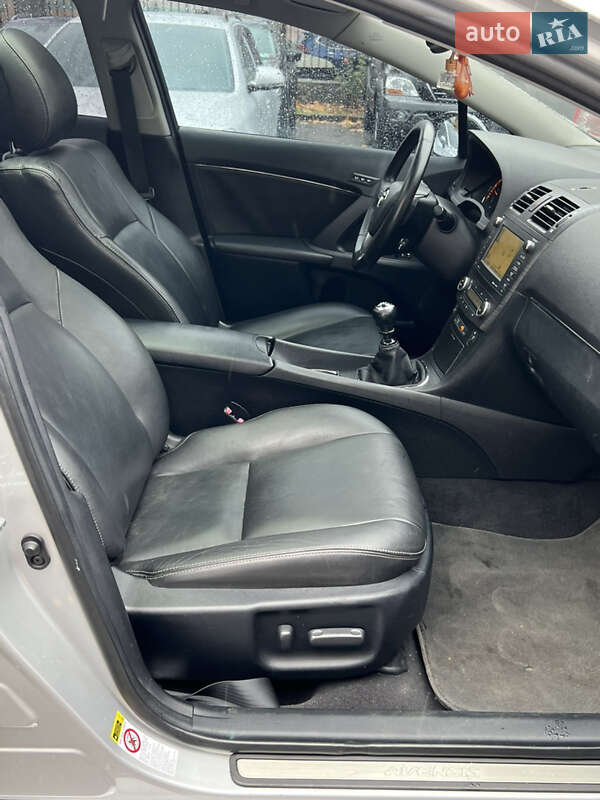 Универсал Toyota Avensis 2009 в Одессе