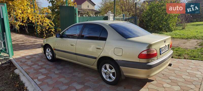 Седан Toyota Avensis 2002 в Черноморске фото 10 Седан Toyota Avensis 2002 в Черноморске