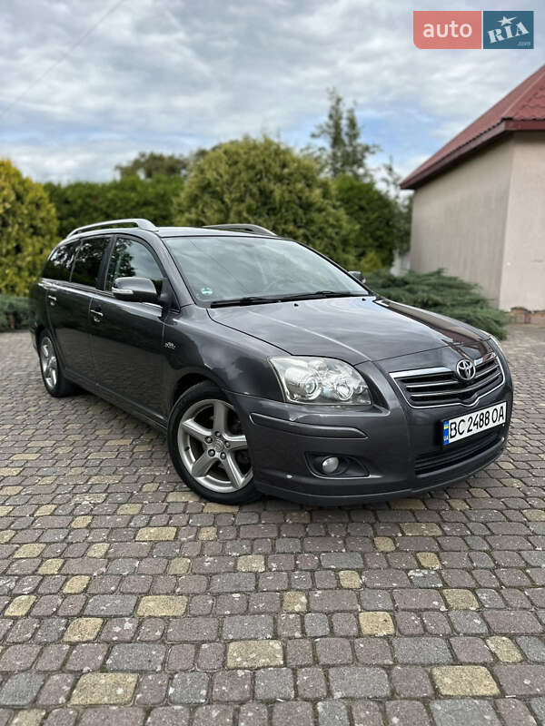 Универсал Toyota Avensis 2008 в Львове