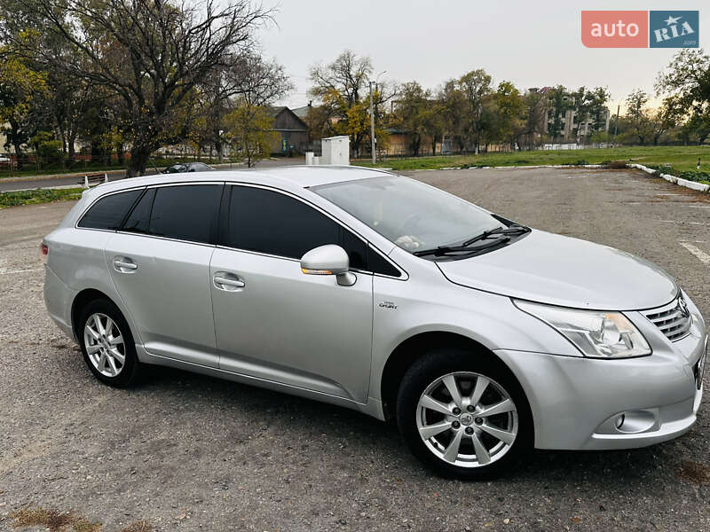 Универсал Toyota Avensis 2009 в Белгороде-Днестровском