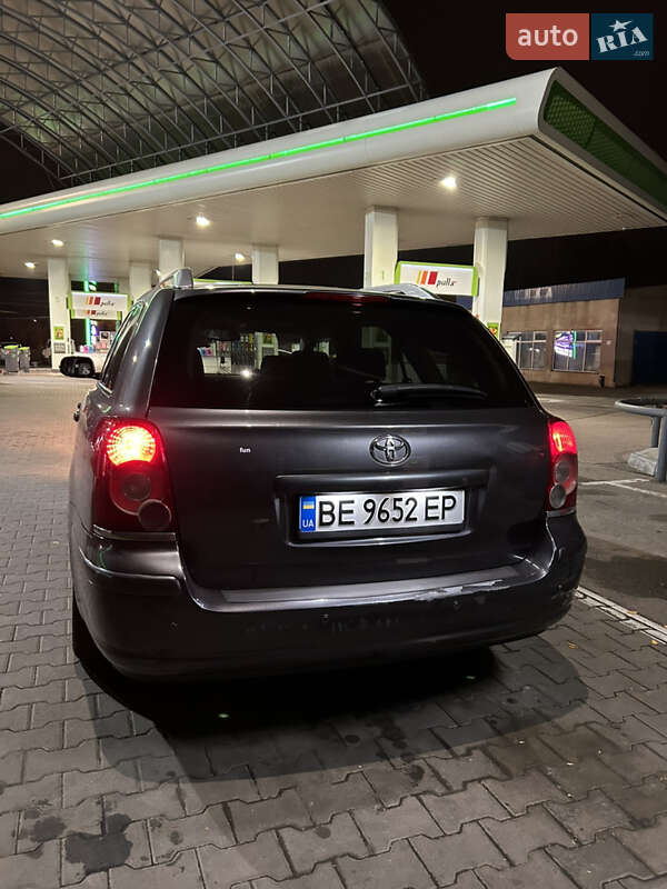 Универсал Toyota Avensis 2008 в Одессе