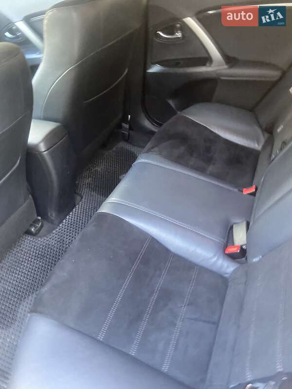 Универсал Toyota Avensis 2014 в Львове фото 3 Универсал Toyota Avensis 2014 в Львове