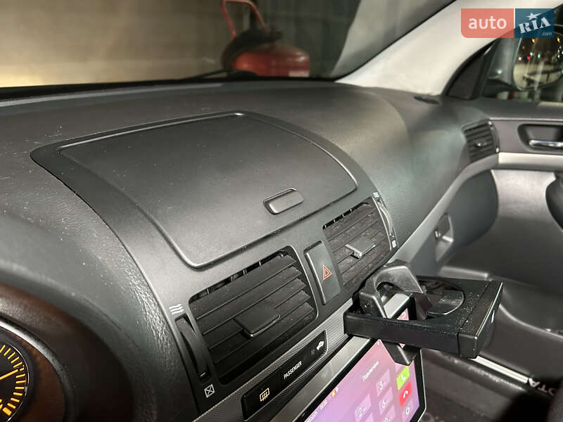 Универсал Toyota Avensis 2008 в Одессе