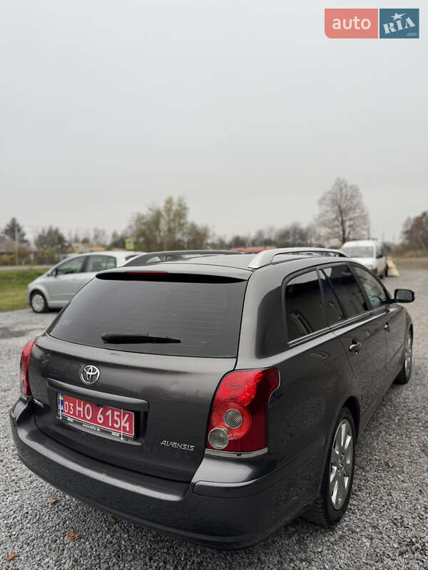 Универсал Toyota Avensis 2007 в Луцке