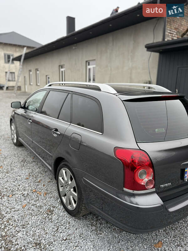 Универсал Toyota Avensis 2007 в Луцке