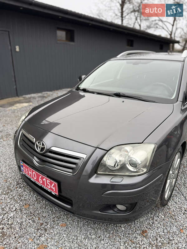Универсал Toyota Avensis 2007 в Луцке