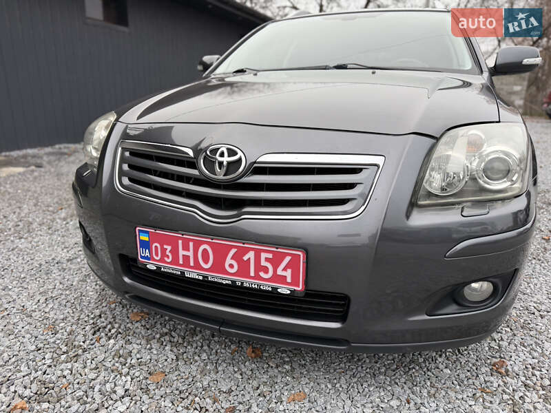 Универсал Toyota Avensis 2007 в Луцке