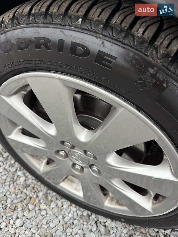 Универсал Toyota Avensis 2007 в Луцке