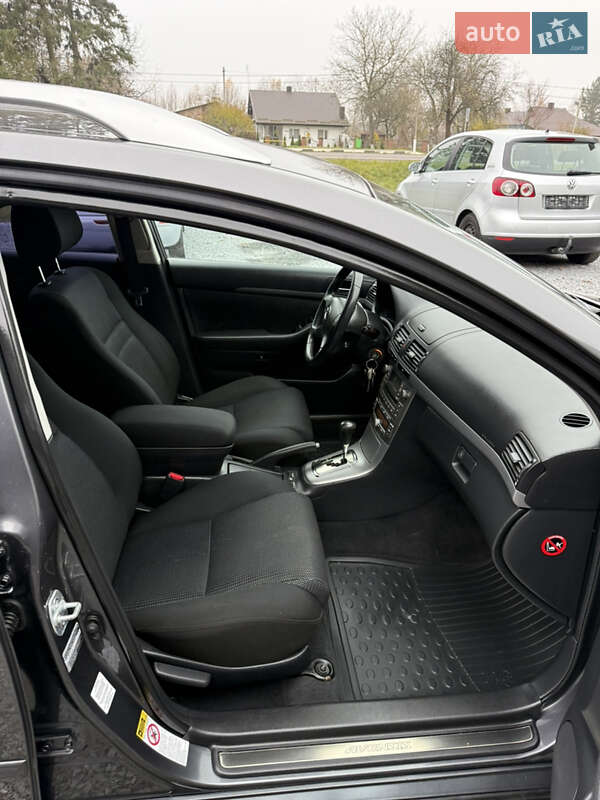 Универсал Toyota Avensis 2007 в Луцке