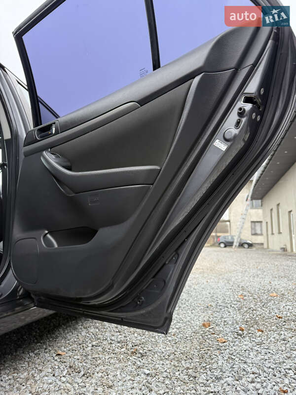 Универсал Toyota Avensis 2007 в Луцке