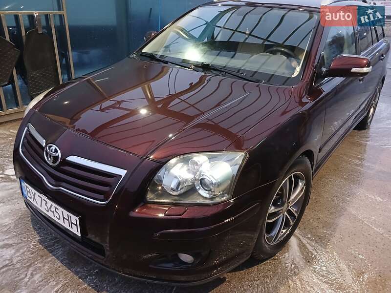 Универсал Toyota Avensis 2007 в Тернополе