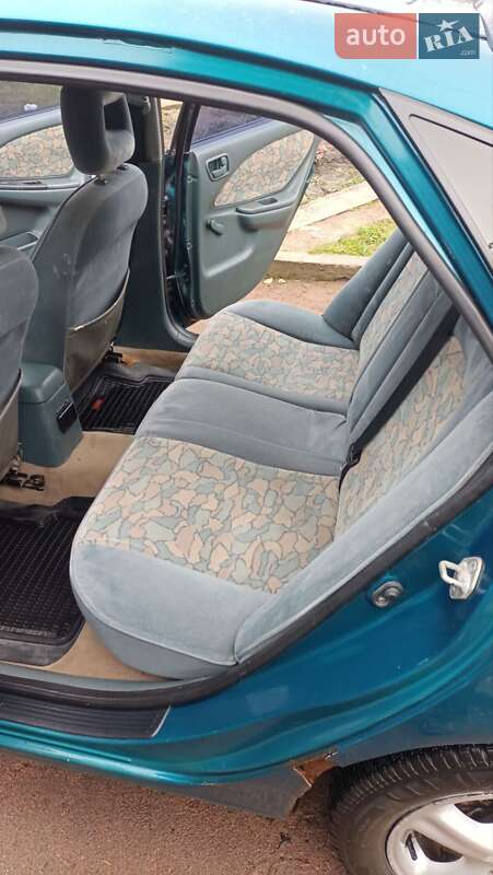Лифтбек Toyota Avensis 1998 в Черняхове фото 9 Лифтбек Toyota Avensis 1998 в Черняхове