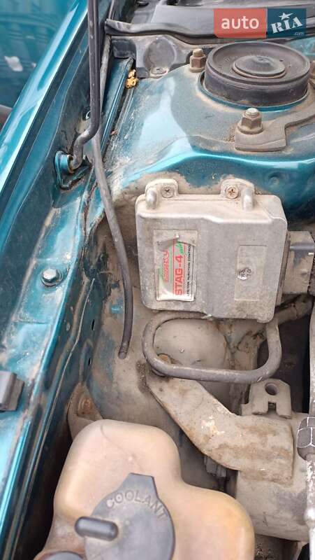 Лифтбек Toyota Avensis 1998 в Черняхове фото 12 Лифтбек Toyota Avensis 1998 в Черняхове