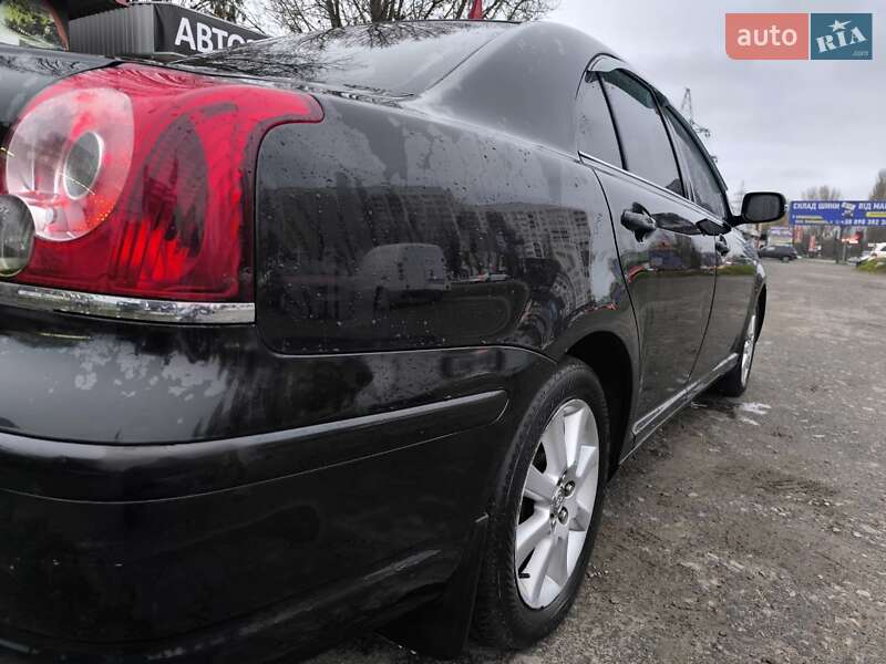 Седан Toyota Avensis 2007 в Вишневом