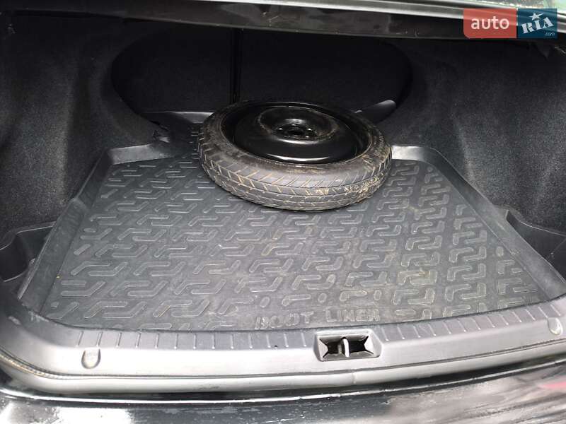 Седан Toyota Avensis 2007 в Вишневом