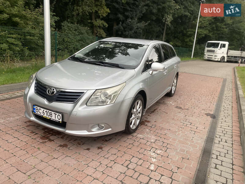 Универсал Toyota Avensis 2010 в Киеве фото Универсал Toyota Avensis 2010 в Киеве