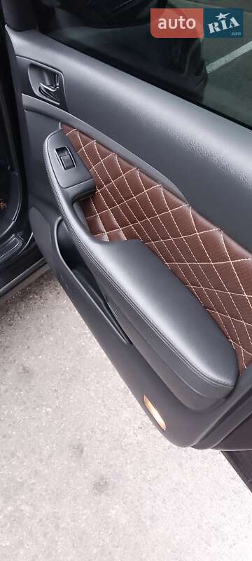 Ліфтбек Toyota Avensis 2007 в Умані фото 18 Ліфтбек Toyota Avensis 2007 в Умані