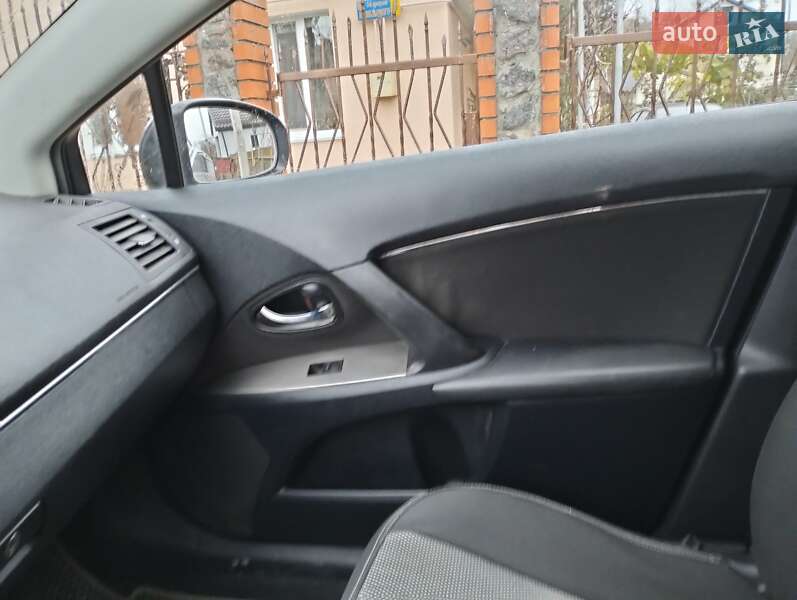 Універсал Toyota Avensis 2010 в Вінниці фото 11 Універсал Toyota Avensis 2010 в Вінниці