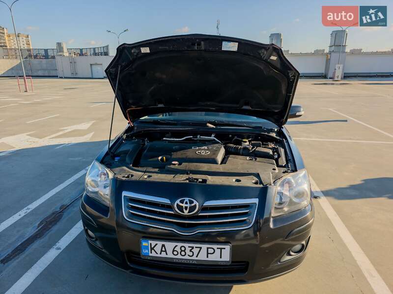 Универсал Toyota Avensis 2009 в Киеве