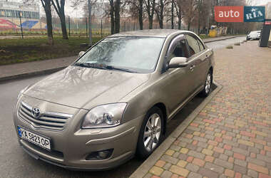 Седан Toyota Avensis 2006 в Києві