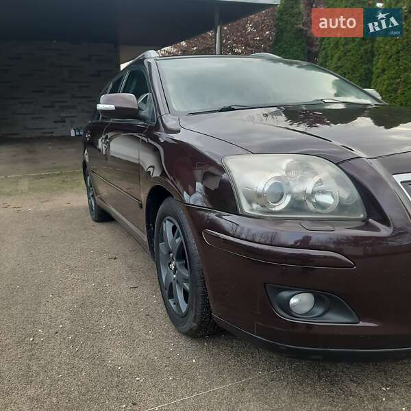 Универсал Toyota Avensis 2006 в Харькове