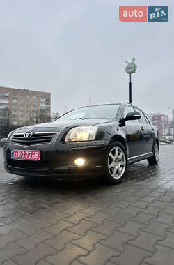Универсал Toyota Avensis 2008 в Луцке