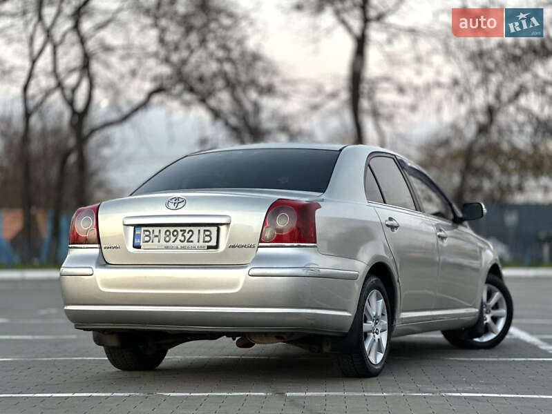 Седан Toyota Avensis 2007 в Одессе