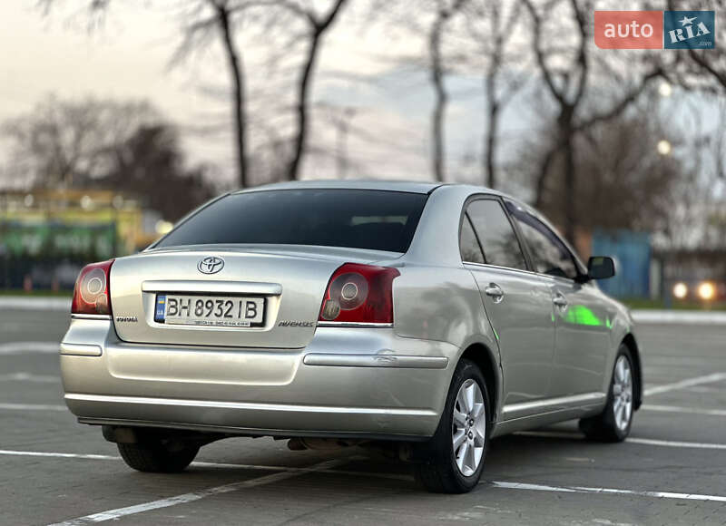 Седан Toyota Avensis 2007 в Одессе