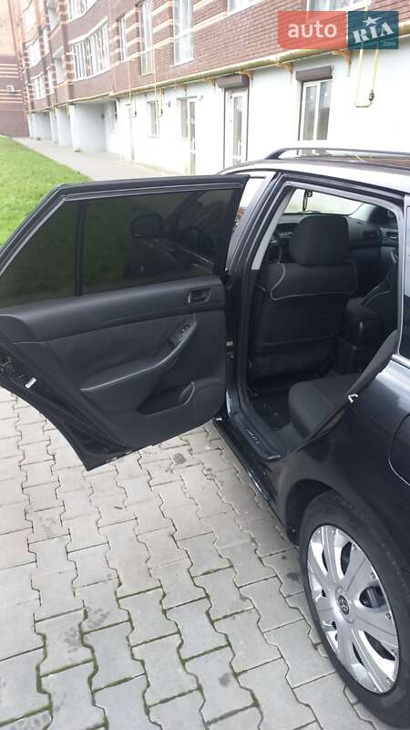 Универсал Toyota Avensis 2003 в Хмельницком