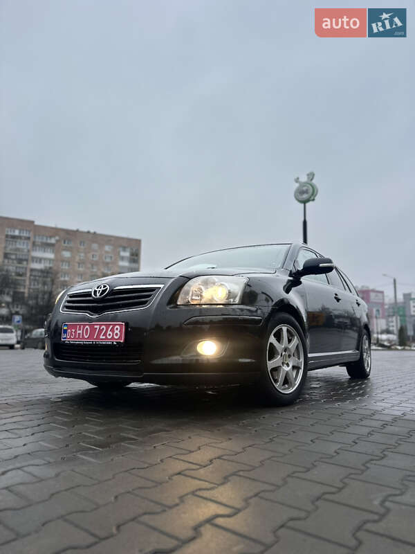 Toyota Avensis 2008