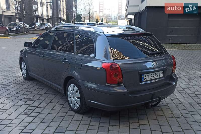 Универсал Toyota Avensis 2005 в Ивано-Франковске