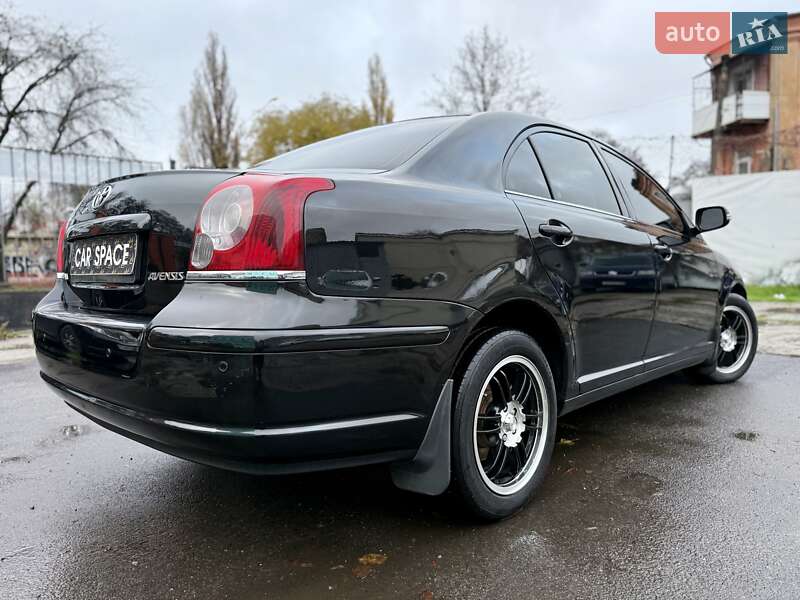 Седан Toyota Avensis 2007 в Одесі