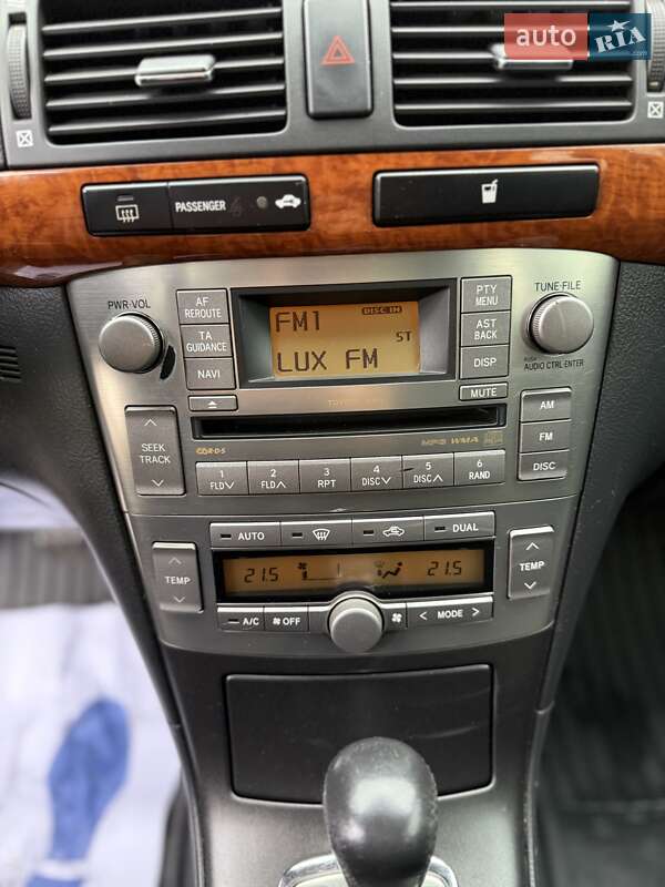 Седан Toyota Avensis 2007 в Одесі