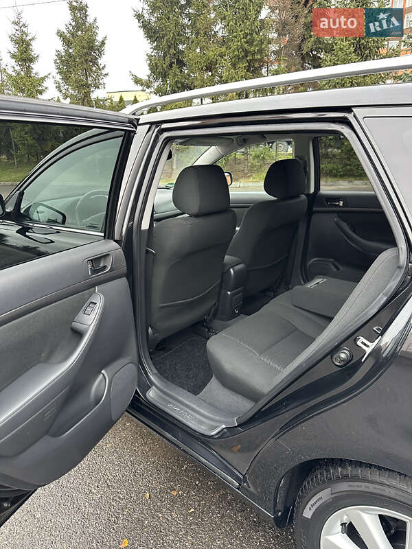 Универсал Toyota Avensis 2005 в Тернополе