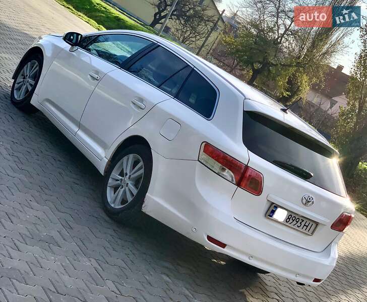 Универсал Toyota Avensis 2009 в Одессе