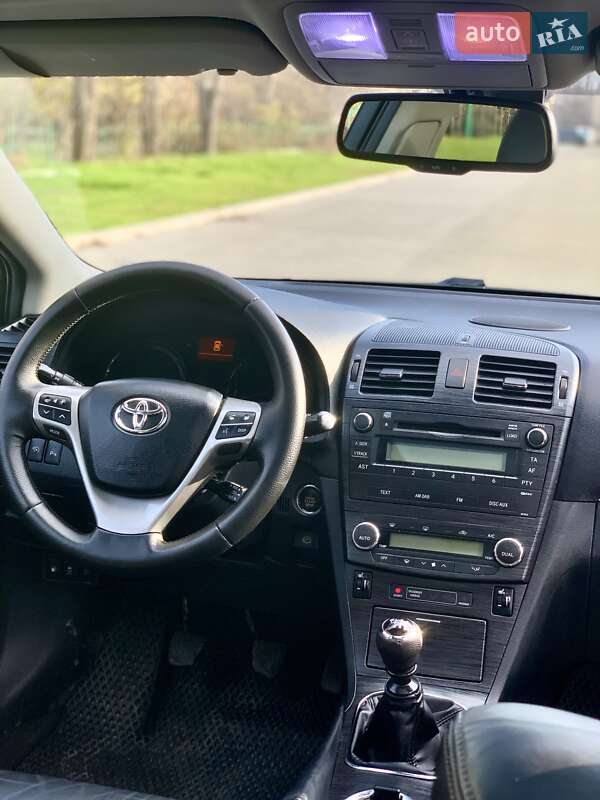 Универсал Toyota Avensis 2009 в Одессе