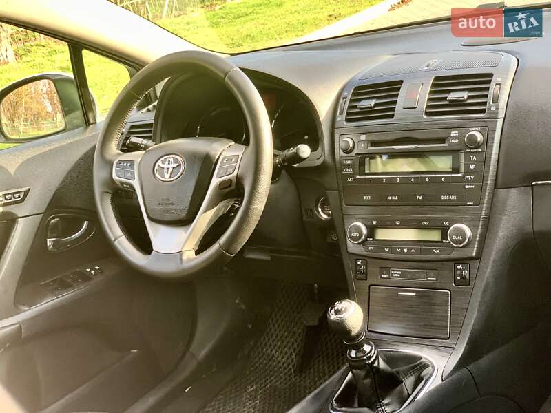 Универсал Toyota Avensis 2009 в Одессе