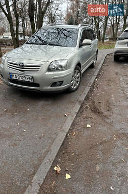 Універсал Toyota Avensis 2007 в Чернігові