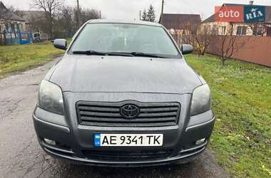 Седан Toyota Avensis 2005 в Дніпрі