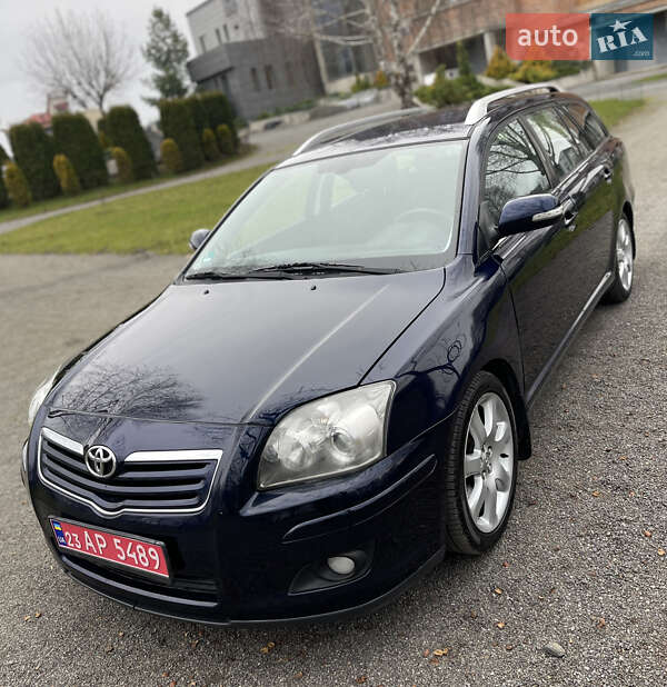 Универсал Toyota Avensis 2006 в Хмельницком