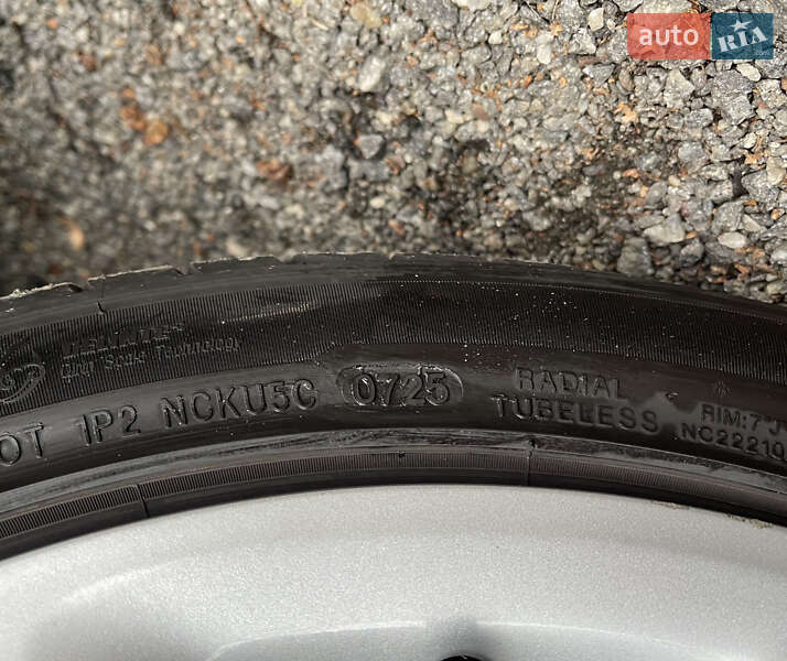 Универсал Toyota Avensis 2006 в Хмельницком